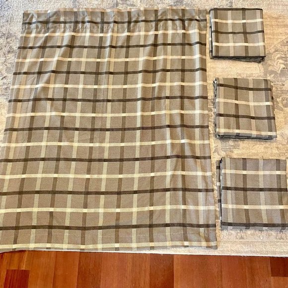 4 J Queen 51W x 62L Plaid LINED Rod Pocket Curtain Panels with Hooks - Picture 2 of 6